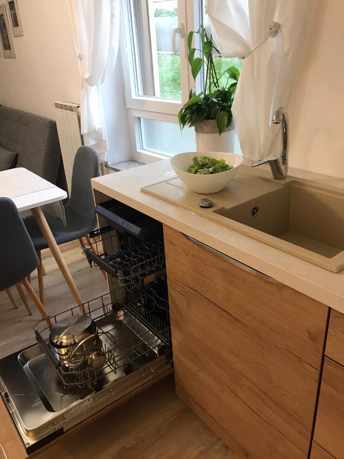 Ferienwohnung Koradinovi - Pod Vrtom Vipava Exterior foto